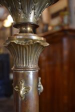 Velký a ojedinělý starožitný bronzový svícen