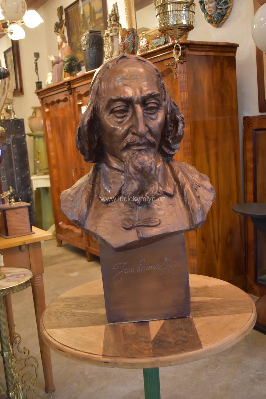 Busta Jana Ámose Komenského, sochař Prádler Busta Jana Ámose Komenského, sochař Prádler