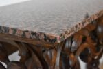 Větší starožitný konzolový stolek