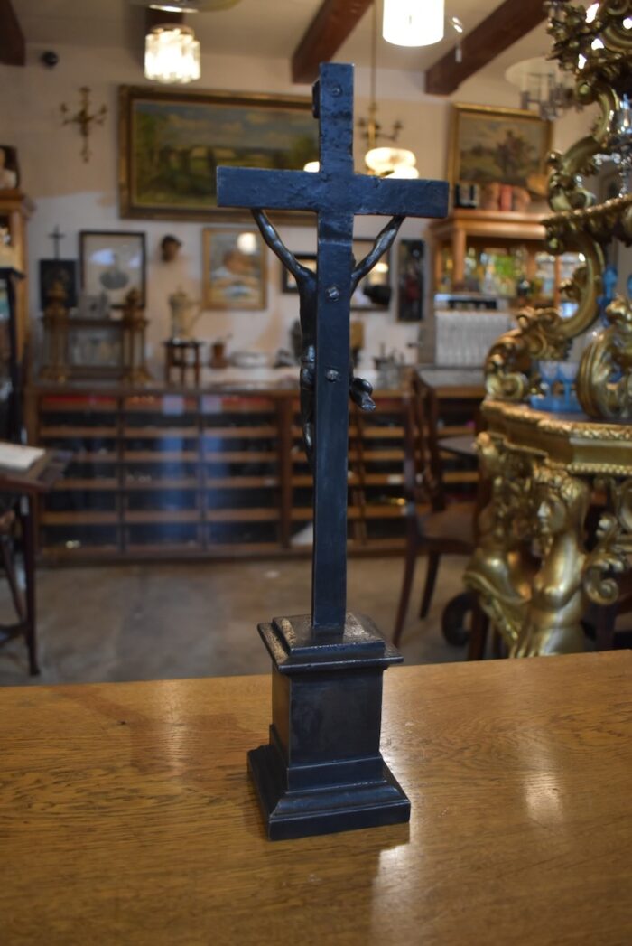 Starožitný nástolní křížek
