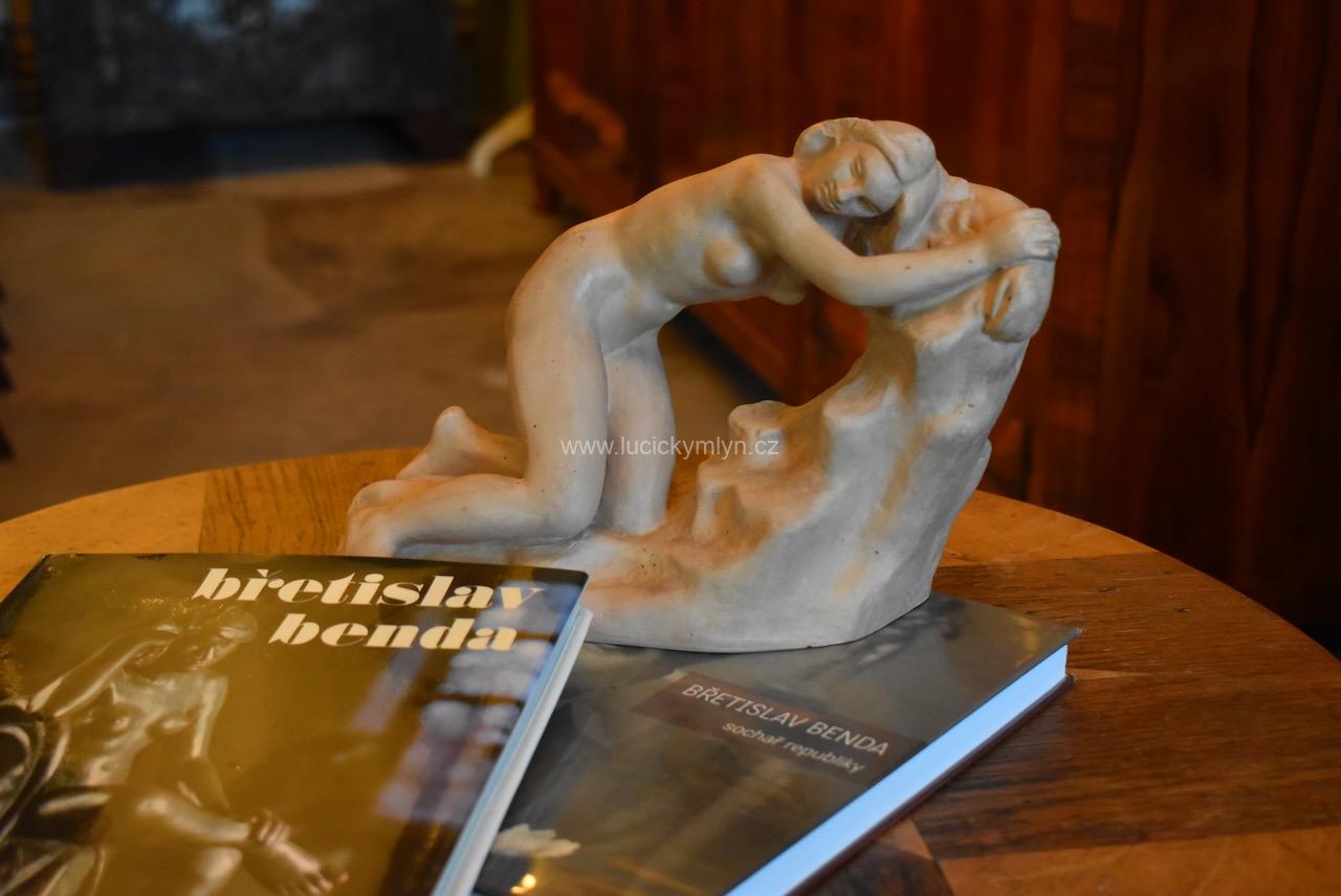 Starožitná soška - Androméda 1941, Břetislav Benda Starožitná soška - Androméda 1941, Břetislav Benda
