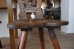 Starožitná selská židle z masivního jasanového dřeva