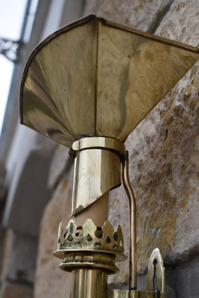 Historické stylové lampy na elektřinu