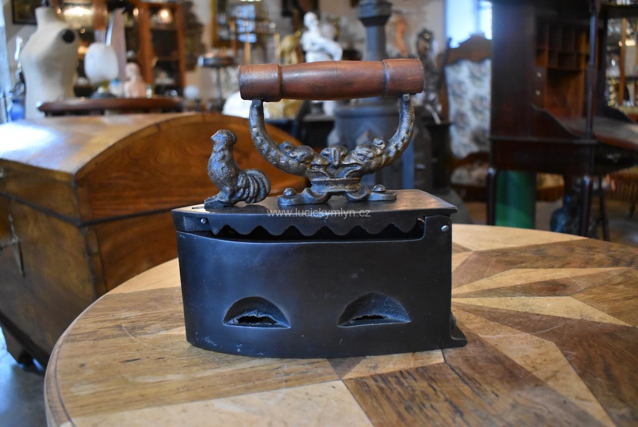 Žehlička parník s kohoutkem Žehlička parník s kohoutkem