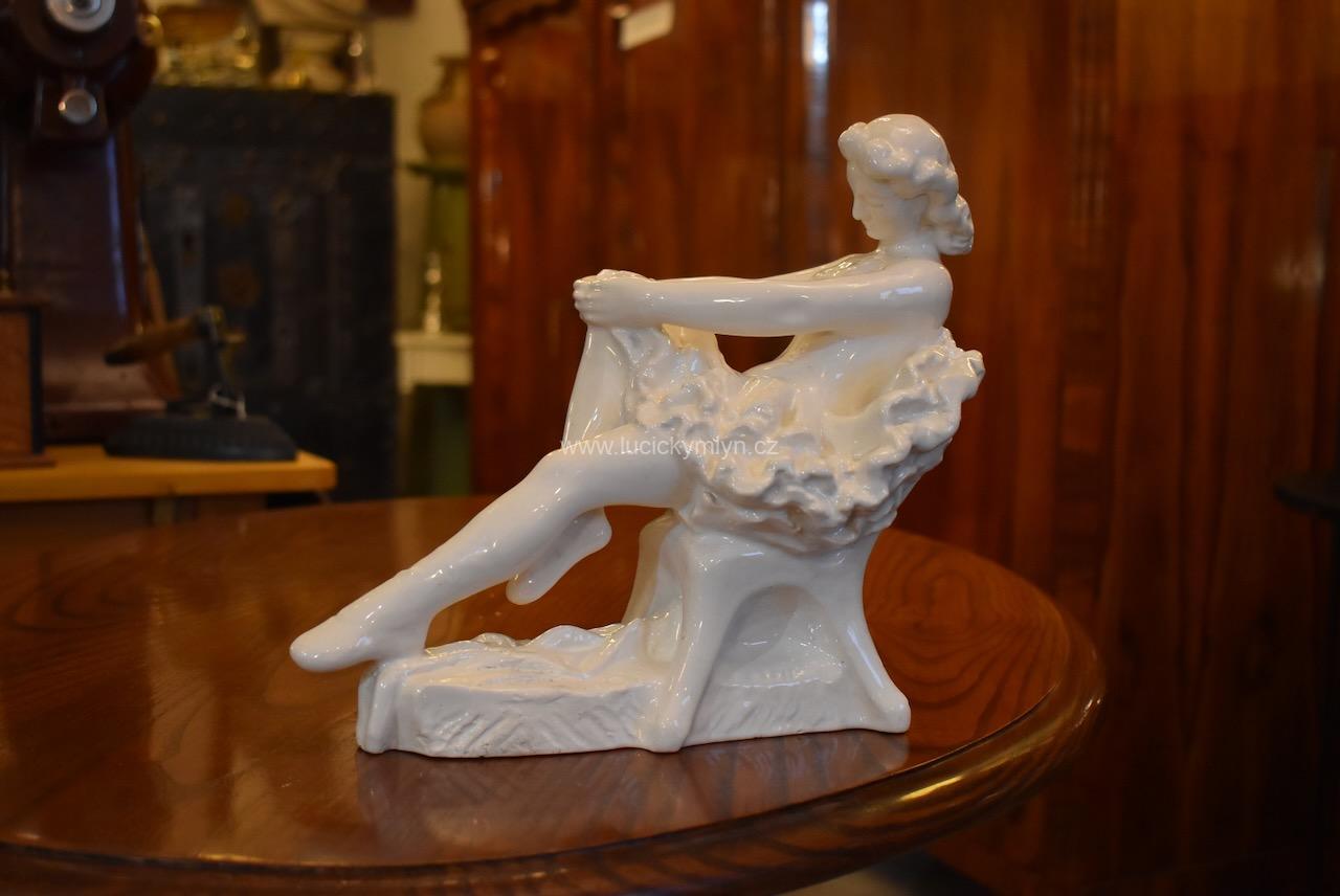 Starožitná soška K. Steif, Horní Bříza Starožitná soška K. Steif, Horní Bříza