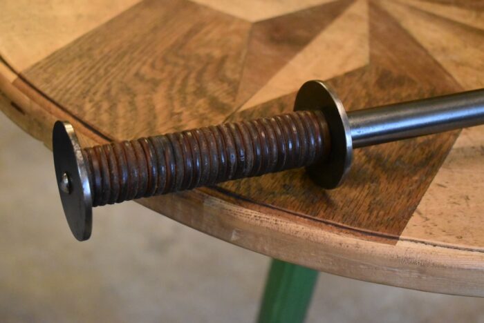 Starší kopie zbraně - těžký ocelový palcát