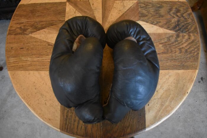 Starožitné boxerské rukavice