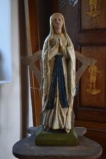 Vyšší starožitná soška Panna Marii Lurdská