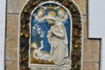 Větší starožitný reliéfní obraz podle Andrea della Robbia