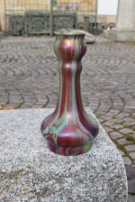 Nevšedně ztvárněná i vybarvená secesní váza Wilhelm Kralik