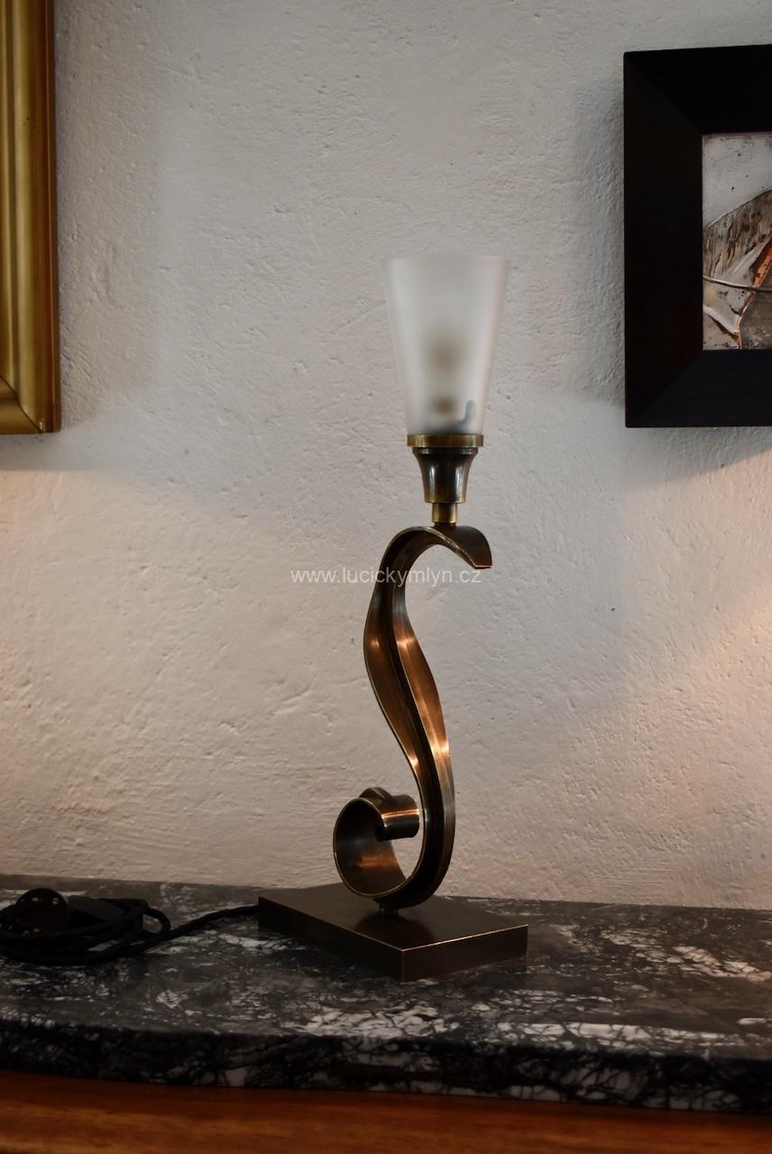 Elegantní starožitná lampička ve stylu ART-DECO Elegantní starožitná lampička ve stylu ART-DECO