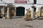 starožitný čtyřkolový vozík