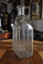 Velká starožitná barokní láhev pryska