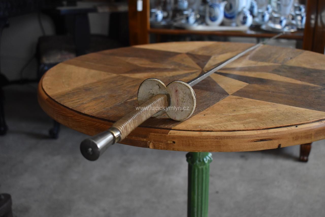 Starožitný šermířský kord Starožitný šermířský kord