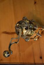 Starožitný mlýnek na koření