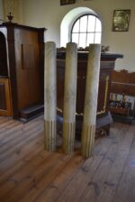 Větší starožitná sloupová torza