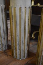 Větší starožitná sloupová torza