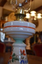 Starožitná petrolejová lampa