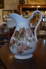 Starožitná porcelánová umývací sada džbán a umyvadlo