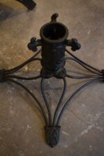 Krásný starožitný secesní stojan na vánoční stromeček