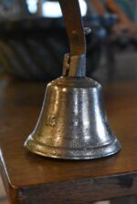Zcela originální a dnes už méně se vyskytující zvonek