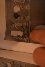 Starožitné figurální zrcadlo Austria JM