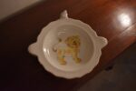 Dětský starožitný porcelánový dvoustěnný talířek