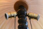 Měšťanská starožitná stojací lampa