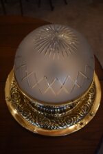 Velké a luxusní neoempírové stropní světlo