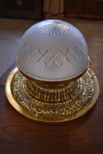 Velké a luxusní neoempírové stropní světlo