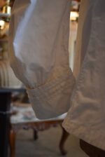 Historická dámská či dívčí košilka z bílého plátna