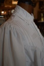 Historická dámská či dívčí košilka z bílého plátna