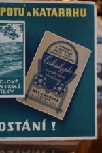 Prvorepubliková reklamní cedule na pastilky a bonbóny