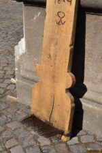 Unikátní starožitný dvouhlavý drhlen s vypálenou datací 1824