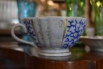 Starožitný porcelánový šálek s podšálkem Kysibl