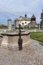 Veliký a náročněji ztvárněný, krásný starožitný kříž