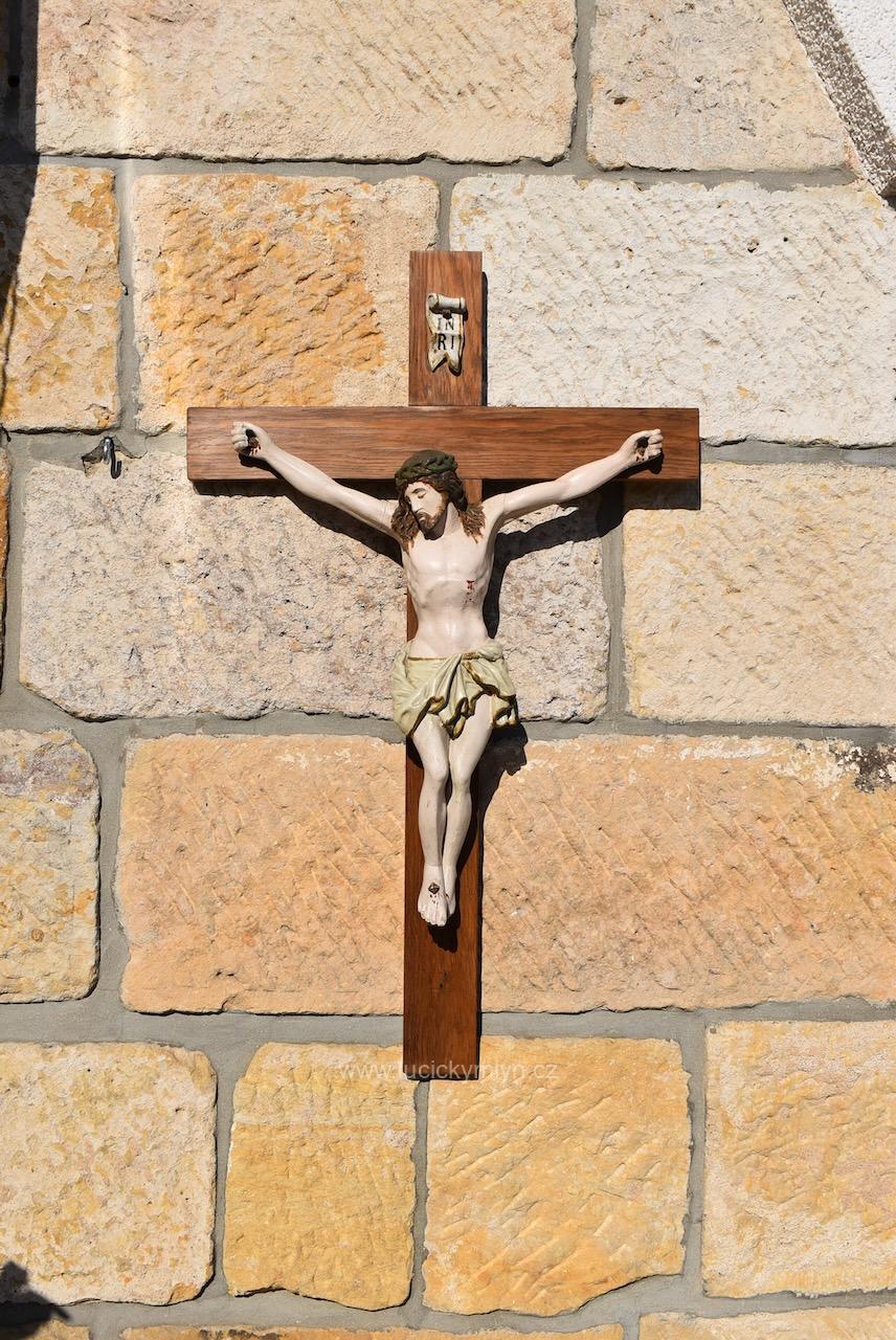 Středně větší a kvalitnější starožitná dřevořezba - Ježíš Kristus Středně větší a kvalitnější starožitná dřevořezba - Ježíš Kristus