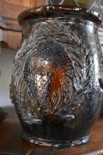 Vzácný starožitný keramický či kameninový hrnec koutňák