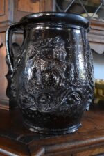 Vzácný starožitný keramický či kameninový hrnec koutňák