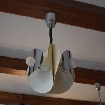 Závěsný stahovací lustr Goffredo Reggiani v italském space‑age stylu ze 70. let.