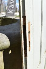 Vysoké starožitné smrkové jednokřídlé dveře se šesti profilovanými kazetami