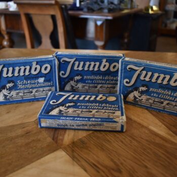 Originální neotevřené balení prvorepublikového čistícího prášku Jumbo z období okolo roku 1940.