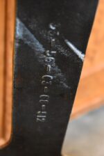 Starožitný litinový stolek ve vzdušném secesním stylu, původně podstavec pro vařič Nestor Martin.