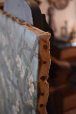 Starožitná romantická malba kvetoucího stromu s ptáčky, olej na plátně, okolo poloviny 19. století.