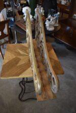 Velké párové zlacené sakrální řezby z lipového dřeva s florálními motivy ze závěru 19. století