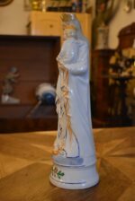 Ručně malovaná porcelánová Madona s Ježíškem na měsíčním srpku