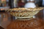 Starožitné porcelánové košíčky s antickým medailonem, nejspíše Doubí u Karlových Varů, pár