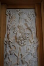 Vzácné starožitné sádrové štukatérské vlysy signované T. J. Kolar 1878 v původních pouzdrech