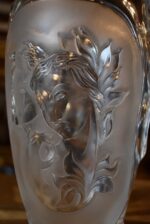 Starožitná váza ART-DECO s matovaným reliéfem Adama a Evy připsaná Rudolfu Hlouškovi z Železného Brodu