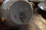 Starožitný porcelánový servis Victoria Stará Role pro 6 osob se zlatými linkami.